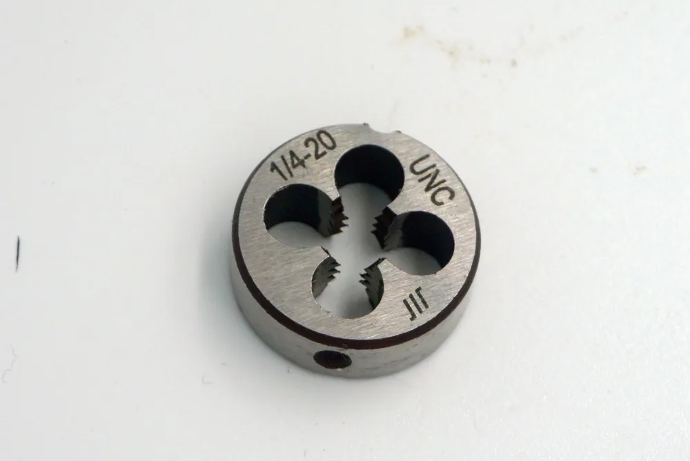 

1/4-20 UNC Right Hand Die 1/4 - 20