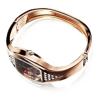 Женские часы в роскошном стиле Элегантные повседневные кварцевые цвета розового