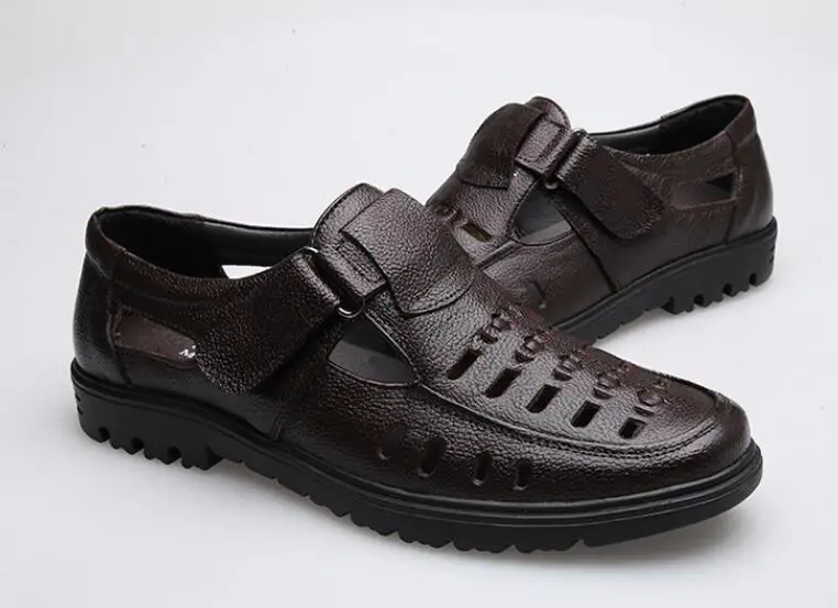 Новинка года; летние мужские сандалии; обувь из натуральной кожи с круглым носком; повседневная обувь для папы; Мужская обувь; летние сандалии - Цвет: Brown
