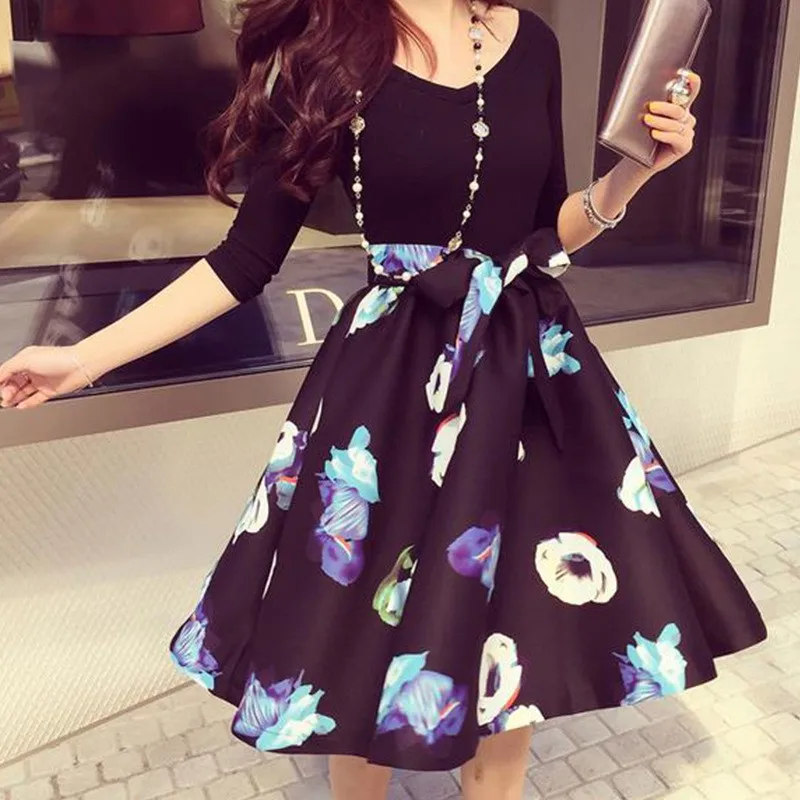 3330262596_1436852831