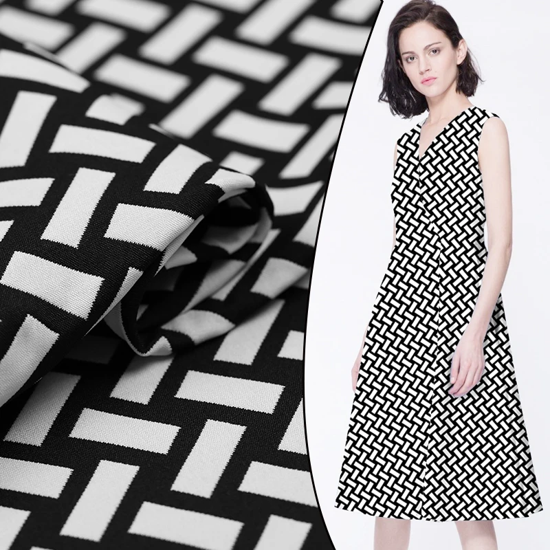 

Fashion three-dimensional jacquard fabric autumn and winter crisp fashion dress wide polyester fabric wholesale cloth