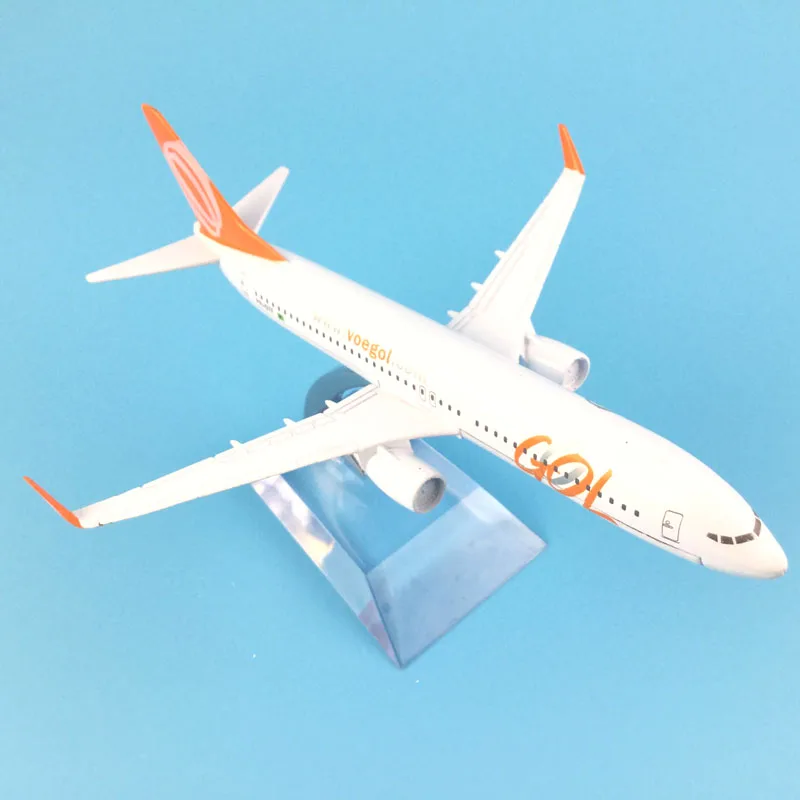 Бесплатная доставка 16 см сплав металла модель самолета Бразилия Air GOL Airlines B737 800