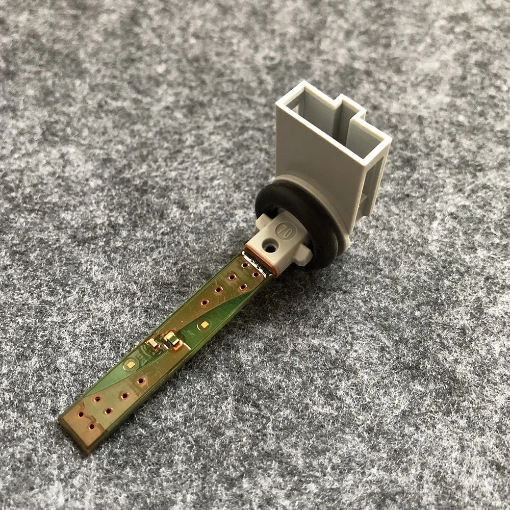 For A4 A6 A7 A8 Q5 Q7 TT Golf Jett-a Passat Touare-g Octavia Evaporation Box Climate Heater Air Temperature Sensor 4B0 820 539 | Автомобили
