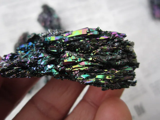 

1Pc 100% Natural Uruguay Amethyst Crystal Colorful ore Cluster Healing Reiki Quartz Chakra Stone about about 7-9cm length