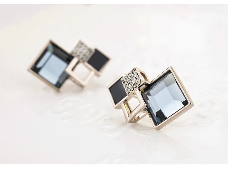 fashion rhombus geometry crystal stud earrings 05