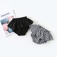 Милые кружевные шорты-пачки для маленьких девочек черные штаны-шаровары в клетку шорты с оборками Короткие штаны на подгузник с оборками для малышей на лето и весну