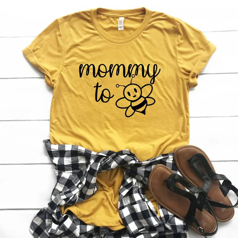 

Mommy To Bee T-shirt Cute Funny Bumble Bee Graphic Tee Top Women Summer Tumblr Tshirt Pregnancy Announcement New Mom Gift Shirt