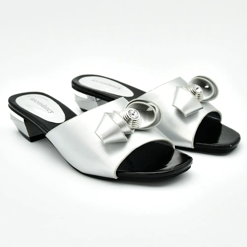 

2019 new arrival fashion silver color summer slippers shoes lady sandal shoes size 38 to 42 free shipping women shoes SS007-3
