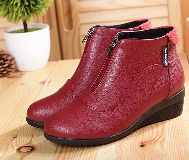 

Ladies new snow boots, non-slip wear, warm and comfortable, fine workmanship, perfect product, model complete