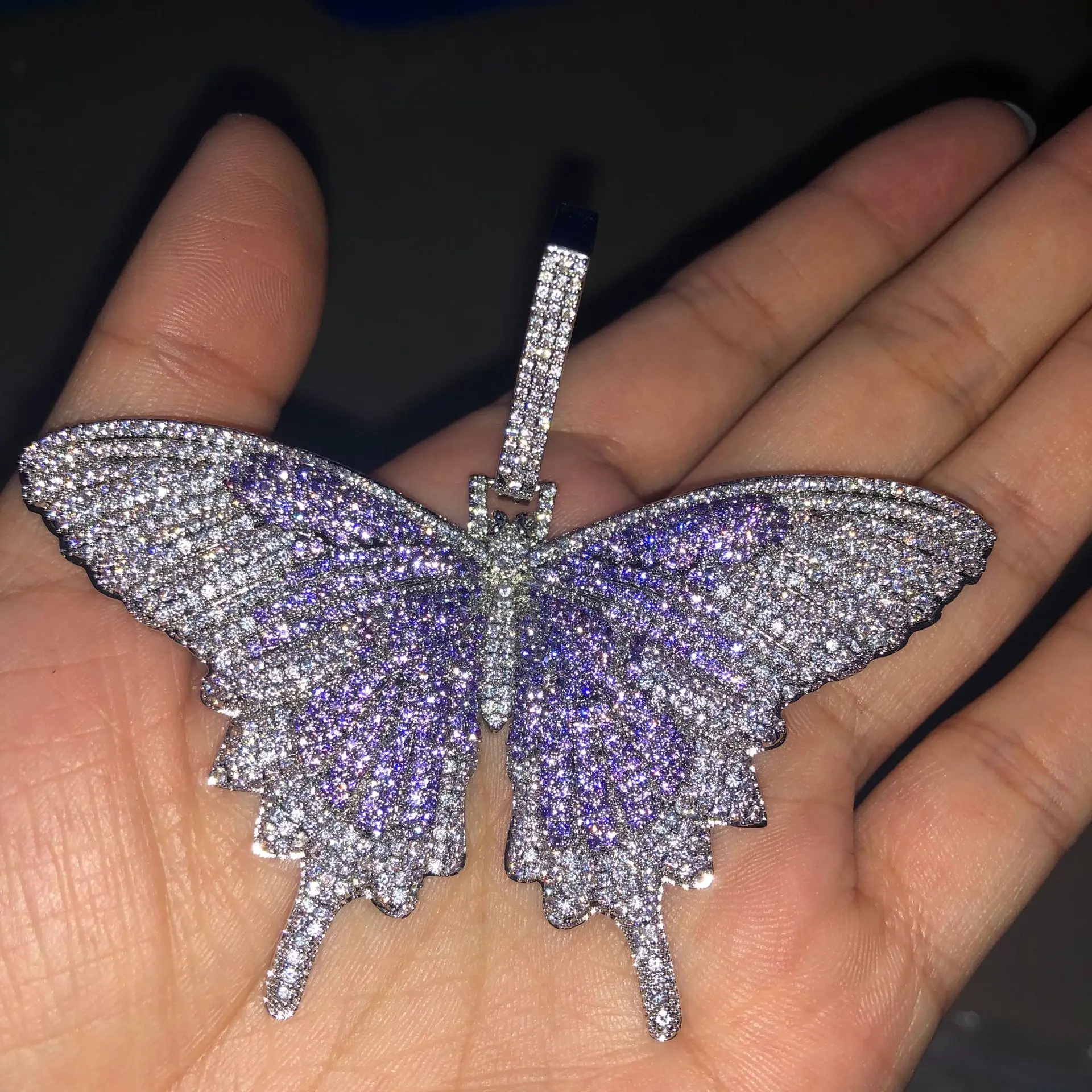 

Hip Hop Iced Out Big Butterfly Chain Pendent 18K Gold Plated Lad Diamond Pave Chain Gift Necklace with 70cm Cuban Chain
