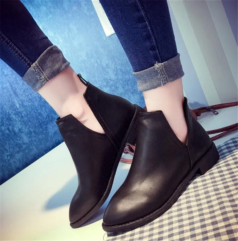 

2016 Autumn new European and American fashion low pointed muzzle with deep V bare foot female boots
