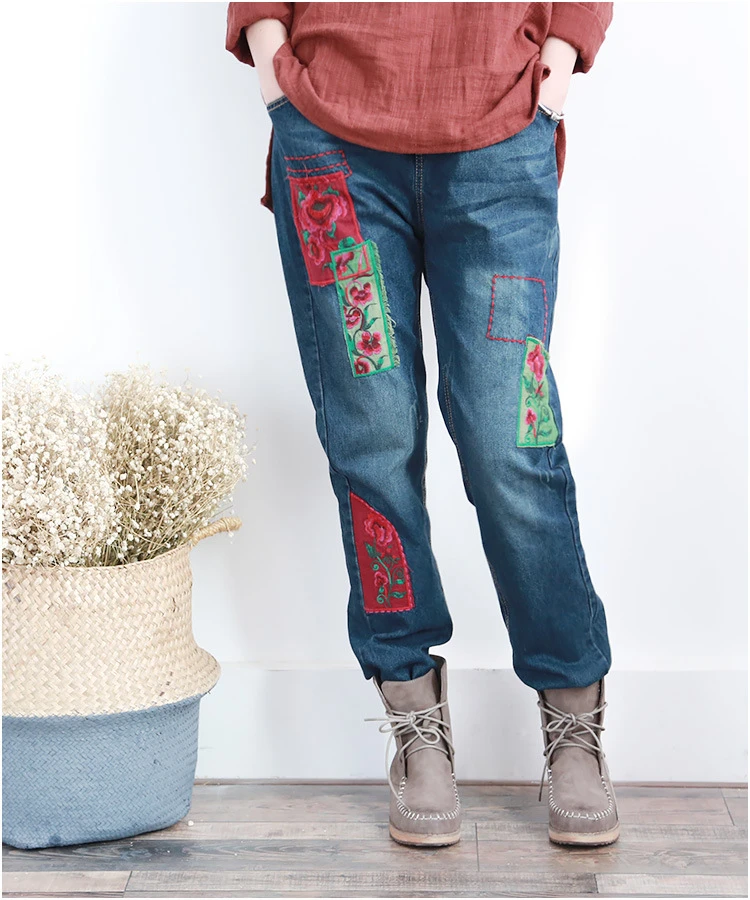 customização de calça jeans rasgado