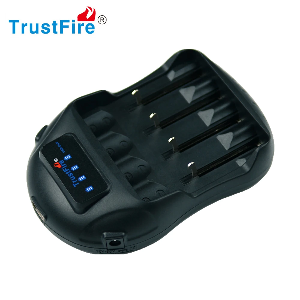 

TrustFire TR-009 US/EU/AU/UK Plug Digital Smart LED Display Battery Charger with USB Charging Port for 18650 14500 AA/AAA