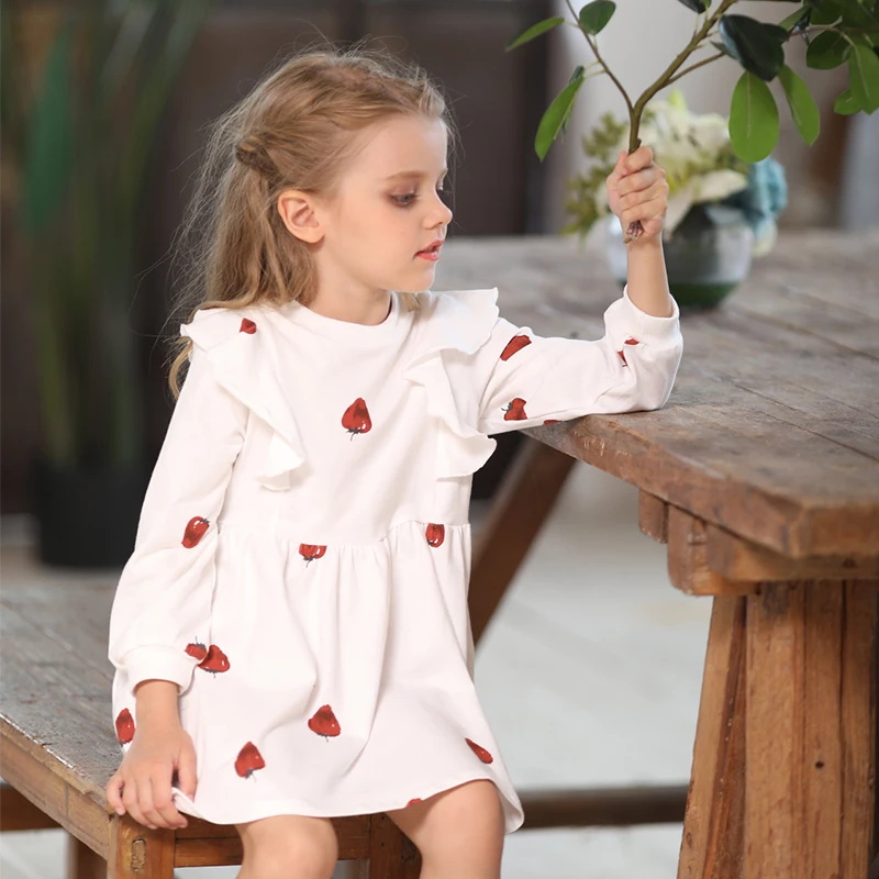 

MQ Girl Dress Family Matching Outfits Clothes Autumn Children Clothing Strawberry Pattern Ruffle Cotton Casual Dresses Party