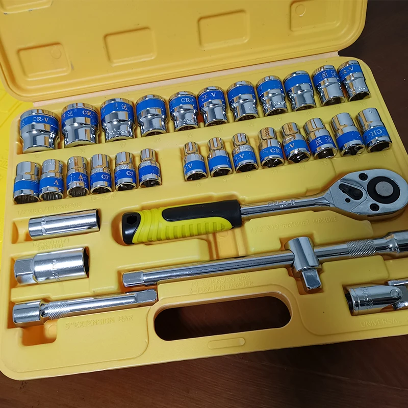 

Hardware tool set 32-piece socket wrench set Multi-function auto repair tool set