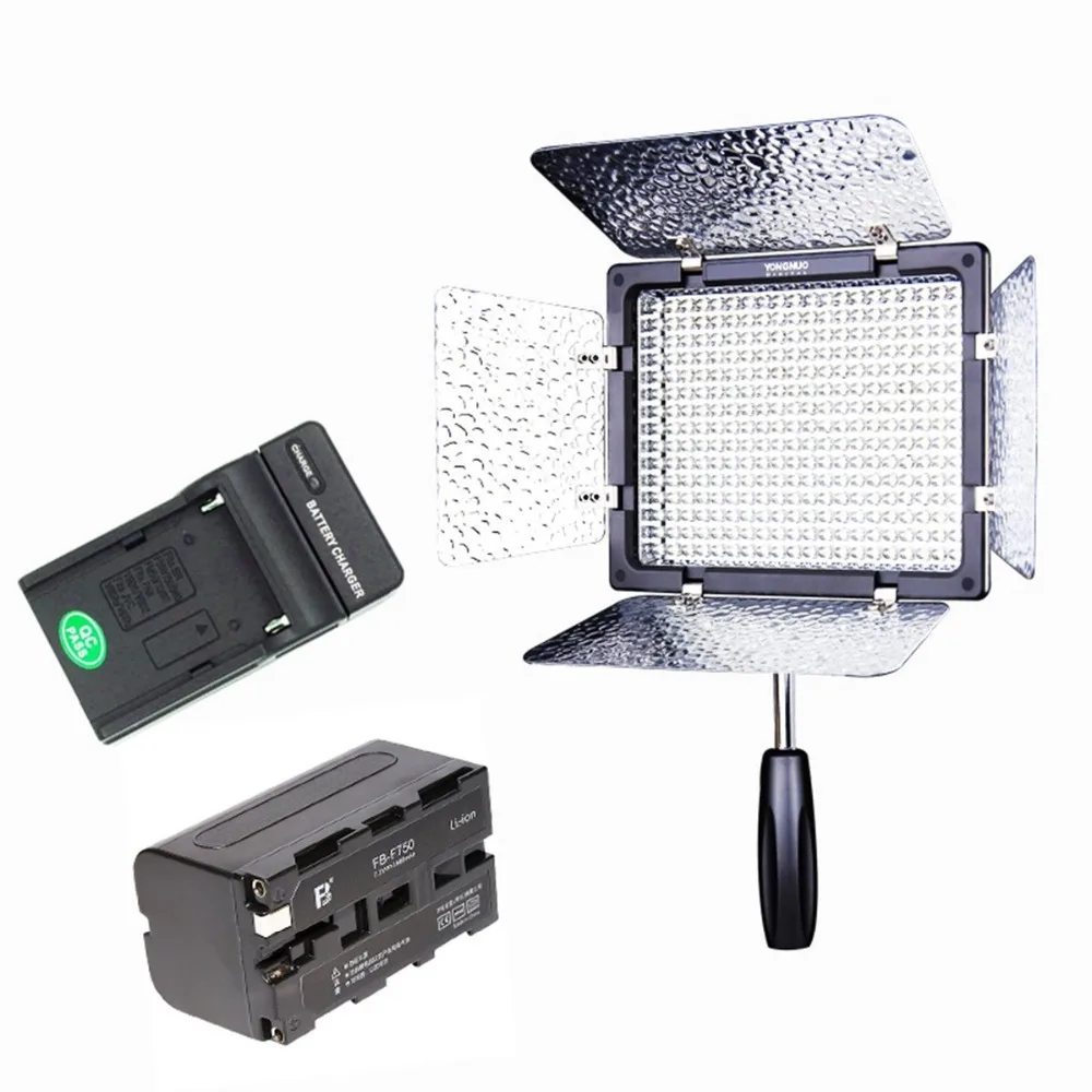 

Ulanzi YONGNUO YN300 III 5500K with NP-F750 Battery Charger Kit On Camera Video Light Photographic Continuous Output Light