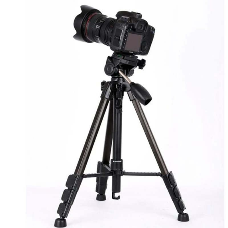 Штатив hunter prices tripod dk-3888. Видеокамера на штативе. Штатив для фотоаппарата nikon d5100. Штатив на кэнон 625д. Штатив для вертикальной съемки фотоаппарата.