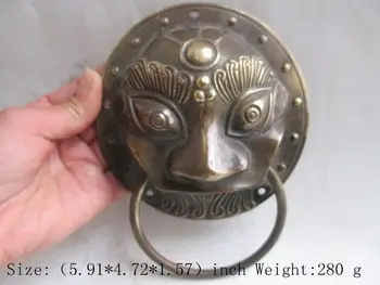 

A lion shape bronze ring goalkeeper. To ward off bad luck statue.