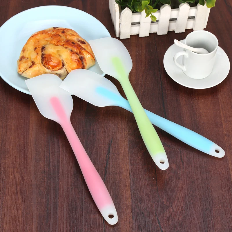  Kitchen Bakeware Baking Pastry Tools Color Silicone High temperature resistant Cake Cream Scraper S