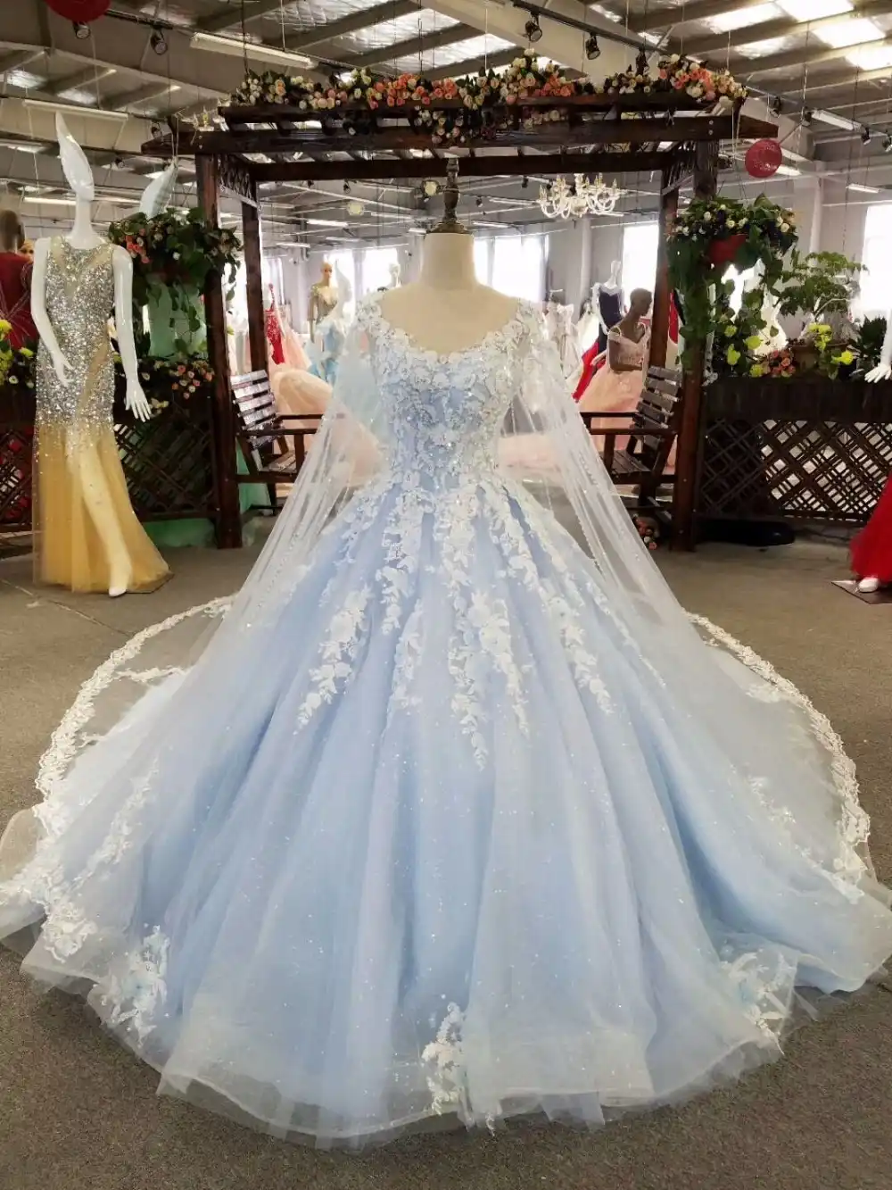 2017 Real Photos Blue Ball Gown Wedding Dress Long Train Luxury Lace ...