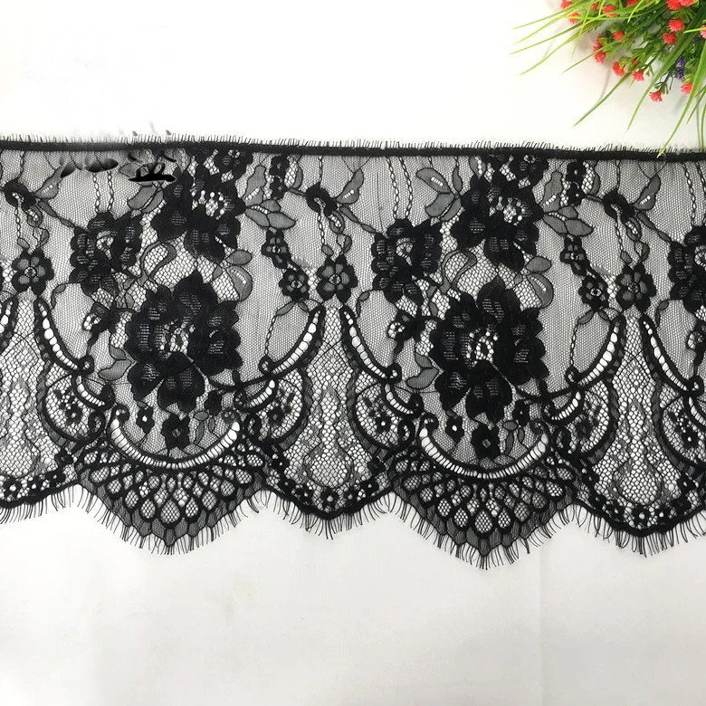 

3Meters/lot Wide 26CM black and white openwork lace DIY eyelash lace fabric lace clothing curtain accessories SC009