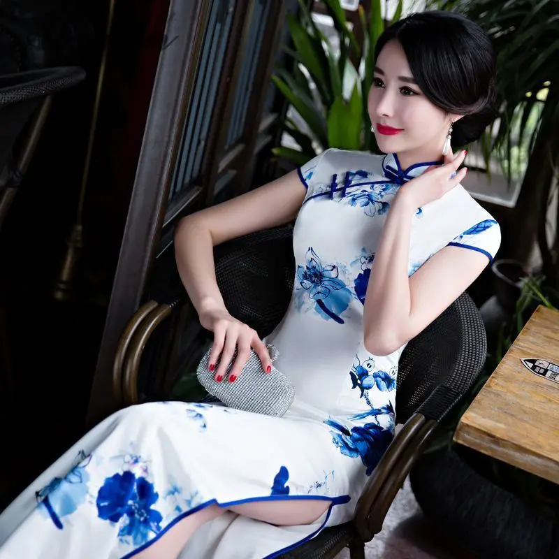 Синий и белый фарфор Cheongsam Сексуальная современное Ципао платье для женщин ежедневно шелк модные длинные Qi Pao китайский Восточный костюмы