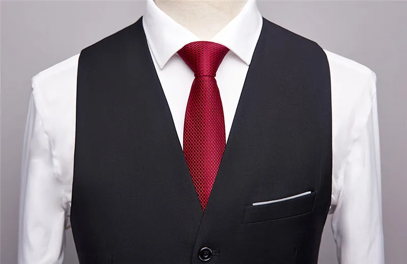 292749_no-logo_292749-1-05