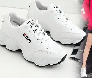 

2018 new Korean version of the wild student increased travel and leisure shoes tide.