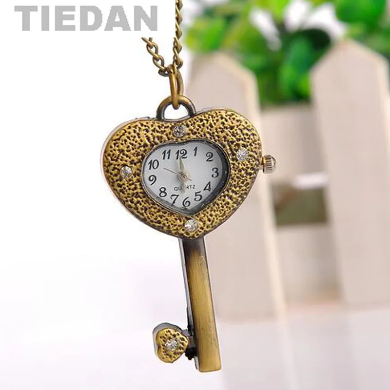 TIEDAN Brand Bronze Vintage Antique Key Design Quartz Pocket Watch with