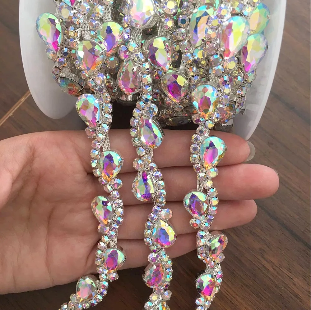 стразы сваровски. диамонд пайнтинг алмазная мозаика. ногти для невесты. формы со стразами. квадратные ногти со стразами.