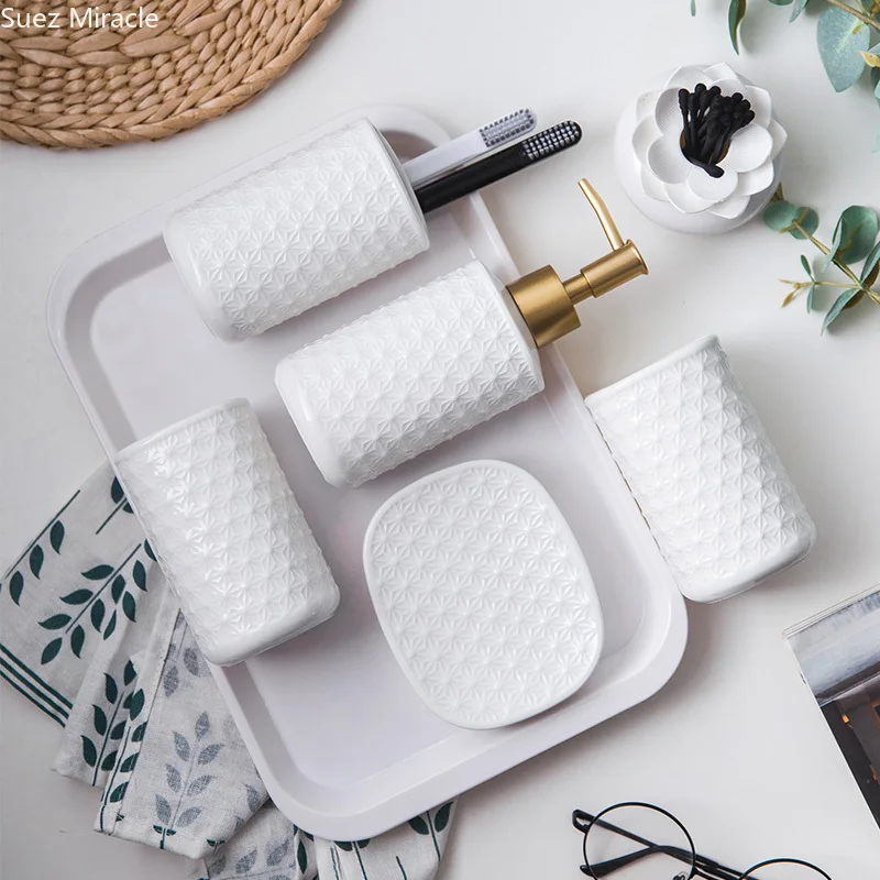 High-grade white Anaglyph porcelain ceramic sanitary ware bathroom articles wedding wash gargle suit toothpaste dispenser High-grade white Anaglyph porcelain ceramic sanitary ware bathroom articles wedding wash gargle suit toothpaste dispenser