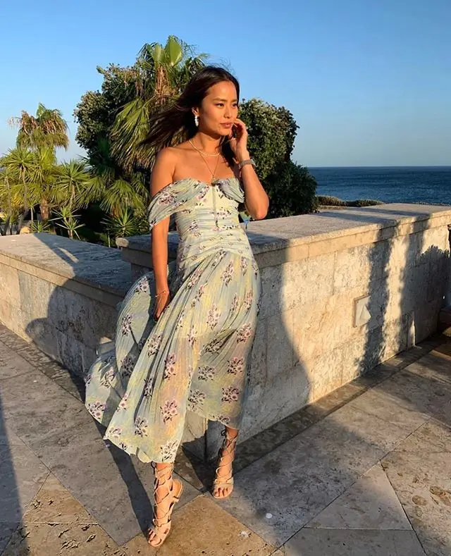 

2019 New arrive printed women dress off shoulder sexy pleated lady dress