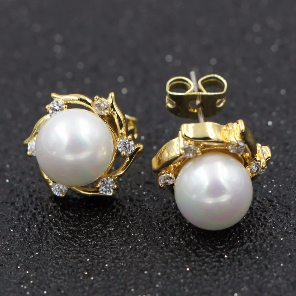 HeeZen Single BIg Size Pearl Earrings Stud Earrings for Women Golden