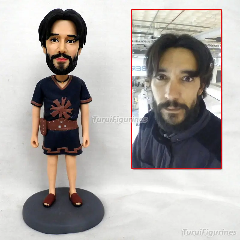 OOAK Handmade Polymer Clay Dolls Custom Bobblehead Cake Topper Birthday Cake Topper Gift Home Decoration Statue Sculpture OOAK Handmade Polymer Clay Dolls Custom Bobblehead Cake Topper Birthday Cake Topper Gift Home Decoration Statue Sculpture