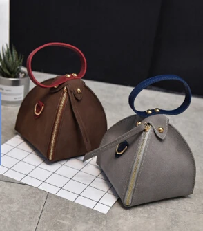 

2017 new Korean version of the fashion shoulder oblique cross handbag PU matte leather bag