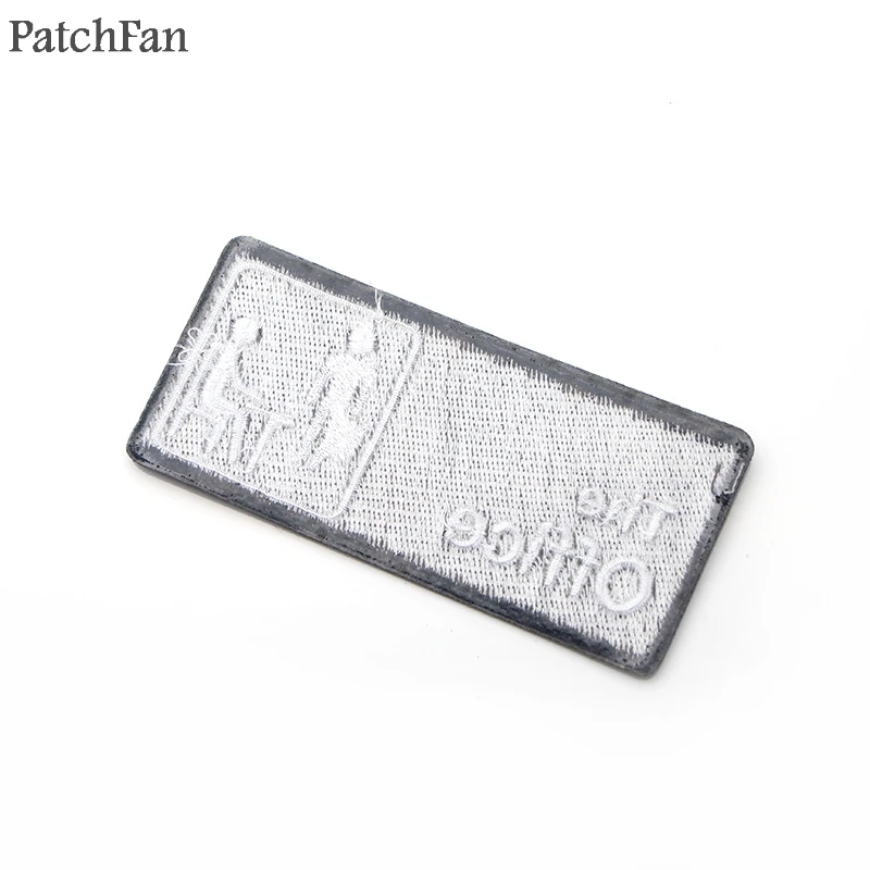 Patchfan офис, ТВ-шоу fuuny письмо шитье diy значки вышитые железные на нашивках одежда кошелек значок стикер A1724