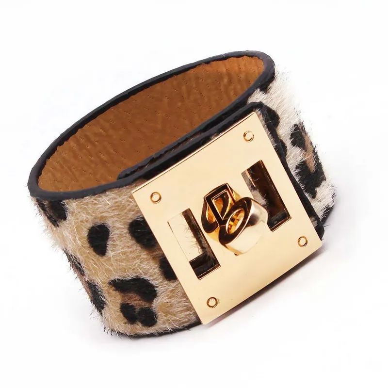 

Rainbery Hot Sale Wholesale Fashion Leather Bracelet Horse Hair Leopard Wide Print Magnet Buckle For Women Gift JB0557