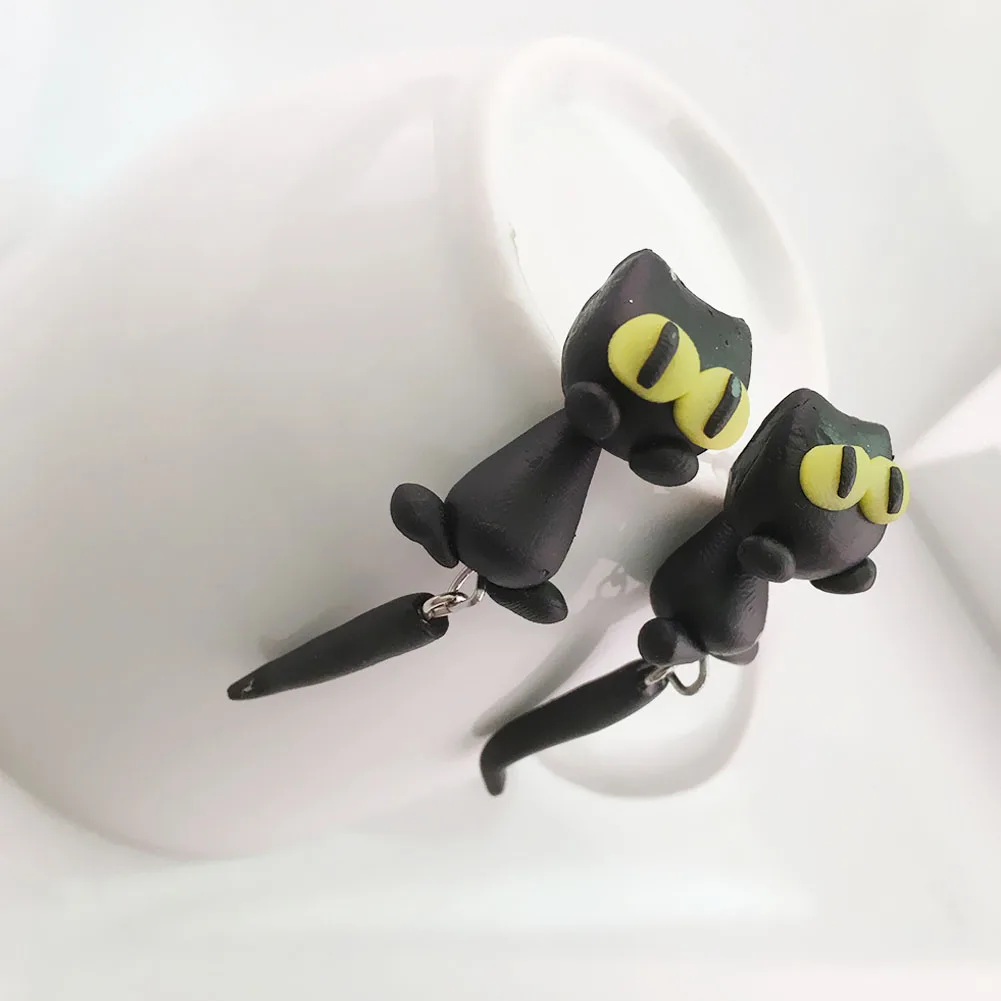 Женские серьги пусеты ручной работы из полимерной глины с 3D рисунком кота CX17|black