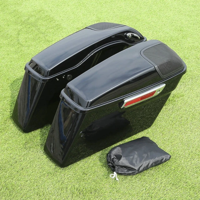 Street glide best sale saddlebags