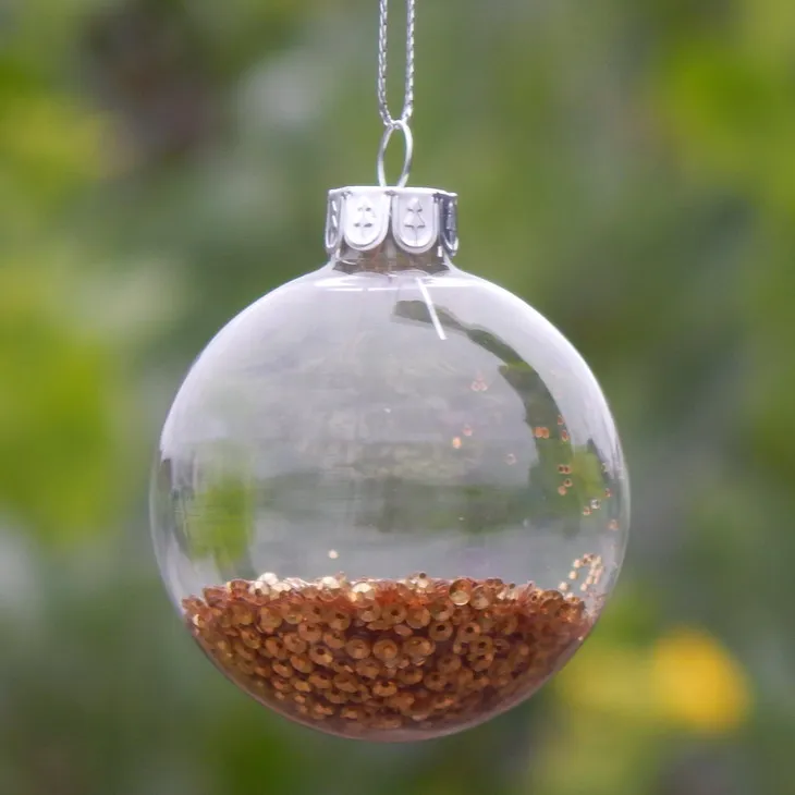 

Diameter =6cm Glass Christmas Ball Transparent Glass Globe Christmas Day Decoration Beautiful Christmas Tree Pendants