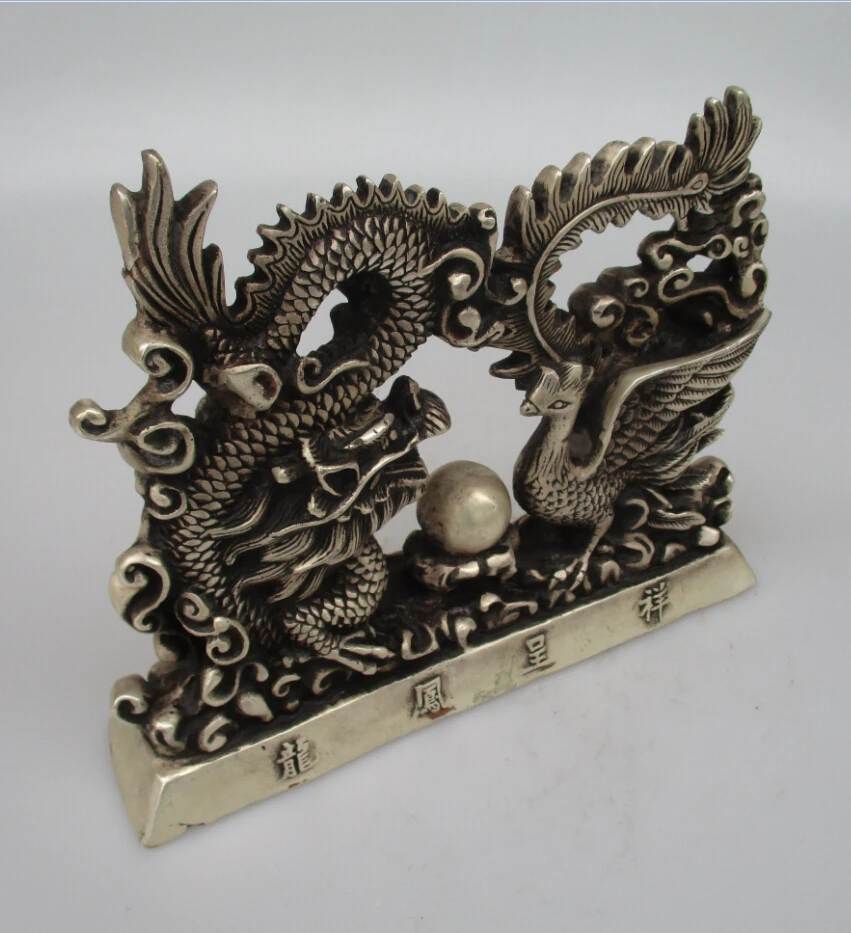 Antique-antiques-Collectible-Decorated-Old-Handwork-Tibet-Silver-Carved-Dragon-and-Phoenix-Statue-Animals-Sculpture-Christmas (1)