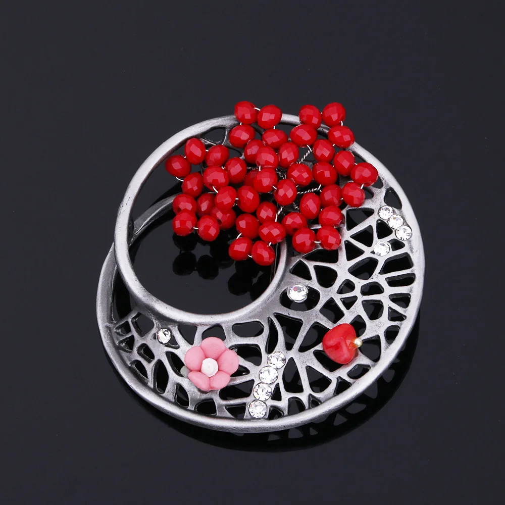 JUJIE Red Flower Rhinestone Brooches Pins For Women 2017 Vintage Hollow Geometric Brooches Fashion Luxury Pins Brooch