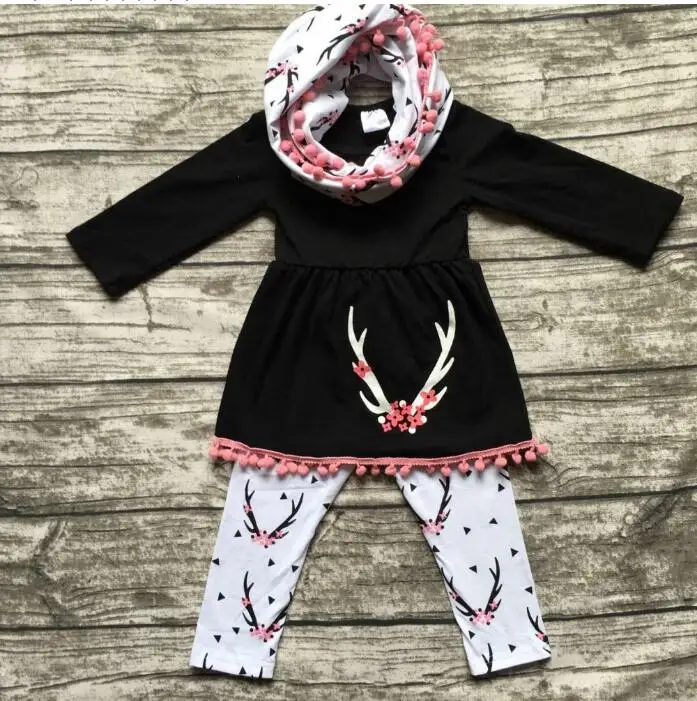 

3pcs Scarf Dress Pant Children Clothing Set Cartoon Baby Girls Children Outfits Christmas Pom Pom Girls Boutique Clothing Sets