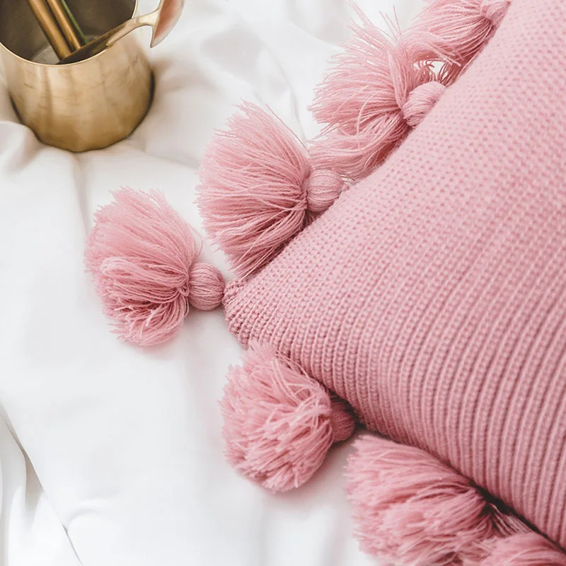 8936899777_687799967