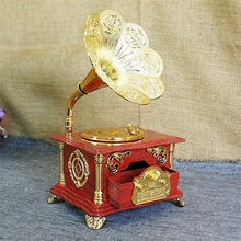 Retro Gramophone Music Box Record Player Model Clockwork Nostalgia Crafts Unique Birthday Gifts Home Christmas Decor Collection