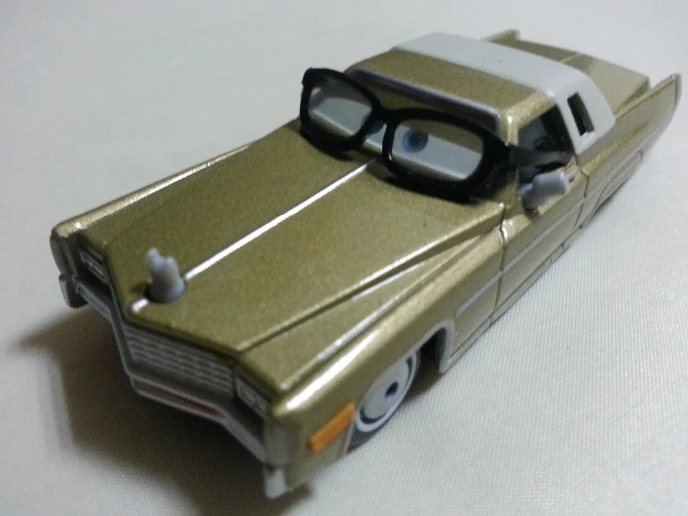 Buy Disney Pixar Cars Glasses Mel Dorado 155 Diecast