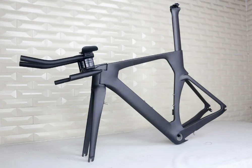 

include TRP brake, black matte  TT carbon frame . FM086 TT carbon frame .TT Triathlon Frameset, time trial frame