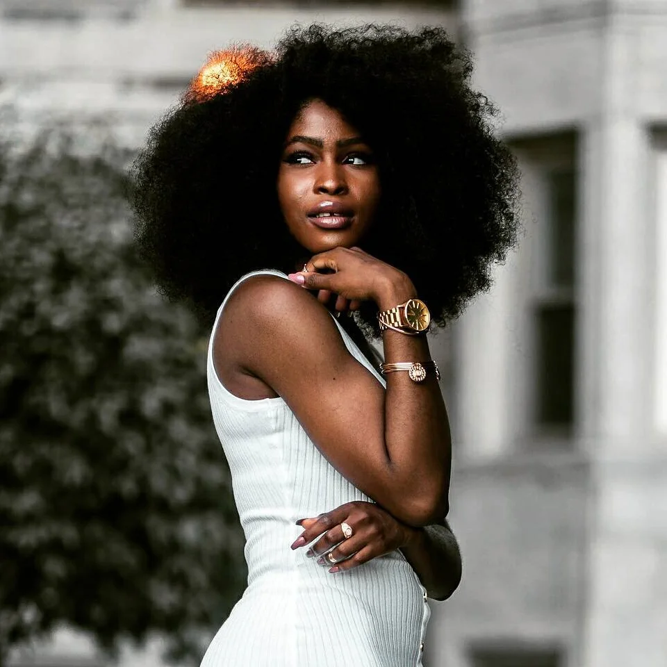 Cena YVONNE 4A 4B Afro perwersyjne kręcone klip w doczepy z ludzkich włosów brazylijski dziewiczy włosy 7 sztuk zestaw 120g Natural Color