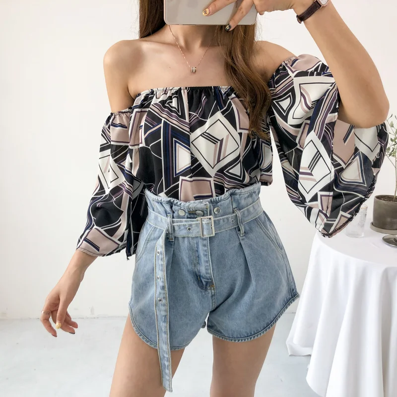 

2019 Summer Womens Clothing Fashion Sexy Nightclub Slash Neck Shirt Women Korean Off Shoulder Chiffon Flare Sleeve Blouses Tops