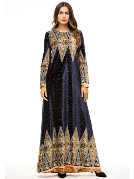 

Muslim women long sleeves velvet embroidery Dubai Dress maxi abaya jalabiya islamic women clothing robe kaftan Moroccan 7320